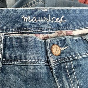 Maurices Medium Wash Bootcut Short Jeans